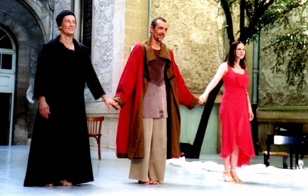 PONG @ Avignon Festival, 2004